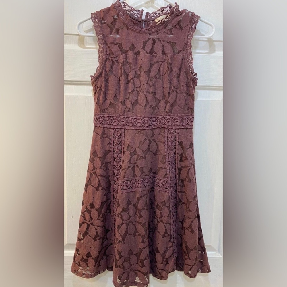Altar'd State Sleeveless‎ A-Line Plum Lace Overlay Floral Dress Women's Size S.